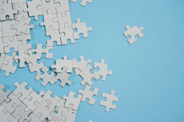 نقطه ضعف مرد متولد اسفند: خلاصه تجربیات نی نی سایت